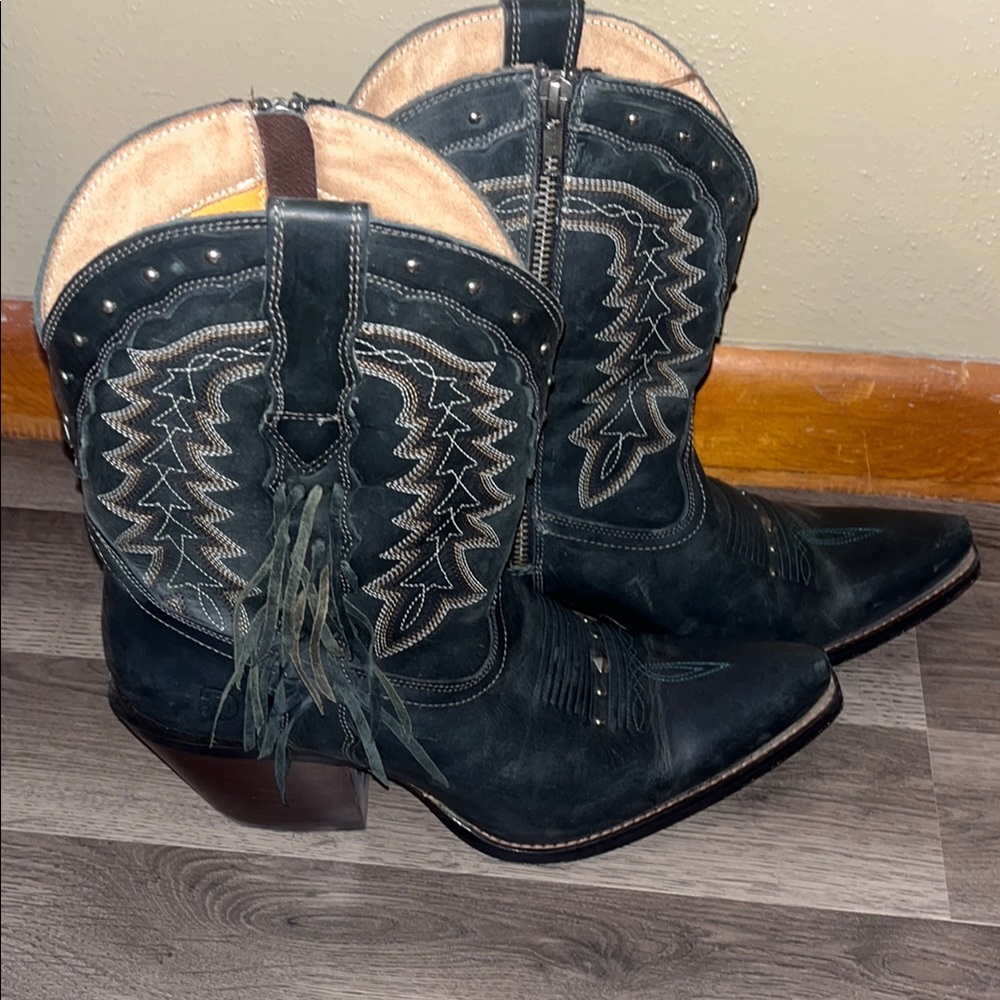Durango Green Ankle Boots with Intricate Stitching